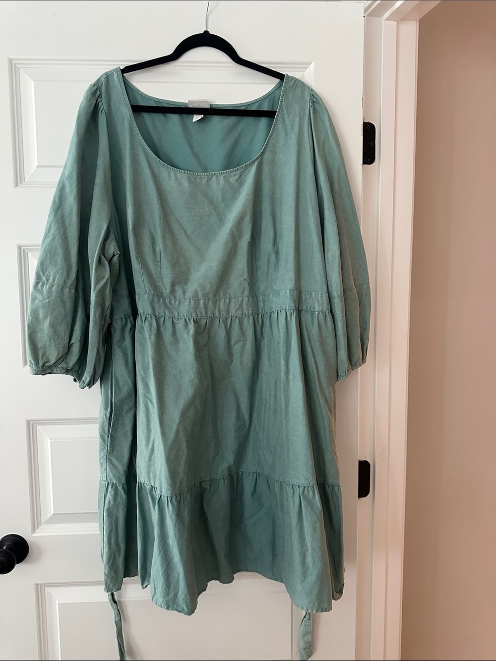 Ava & Viv Sage Green Puff-Sleeve Tiered Dress